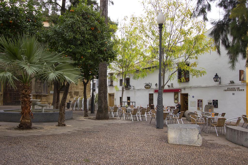 Casa Turistica Patio Cordobes - Parking Privado En La Juderia Leilighet Córdoba Eksteriør bilde